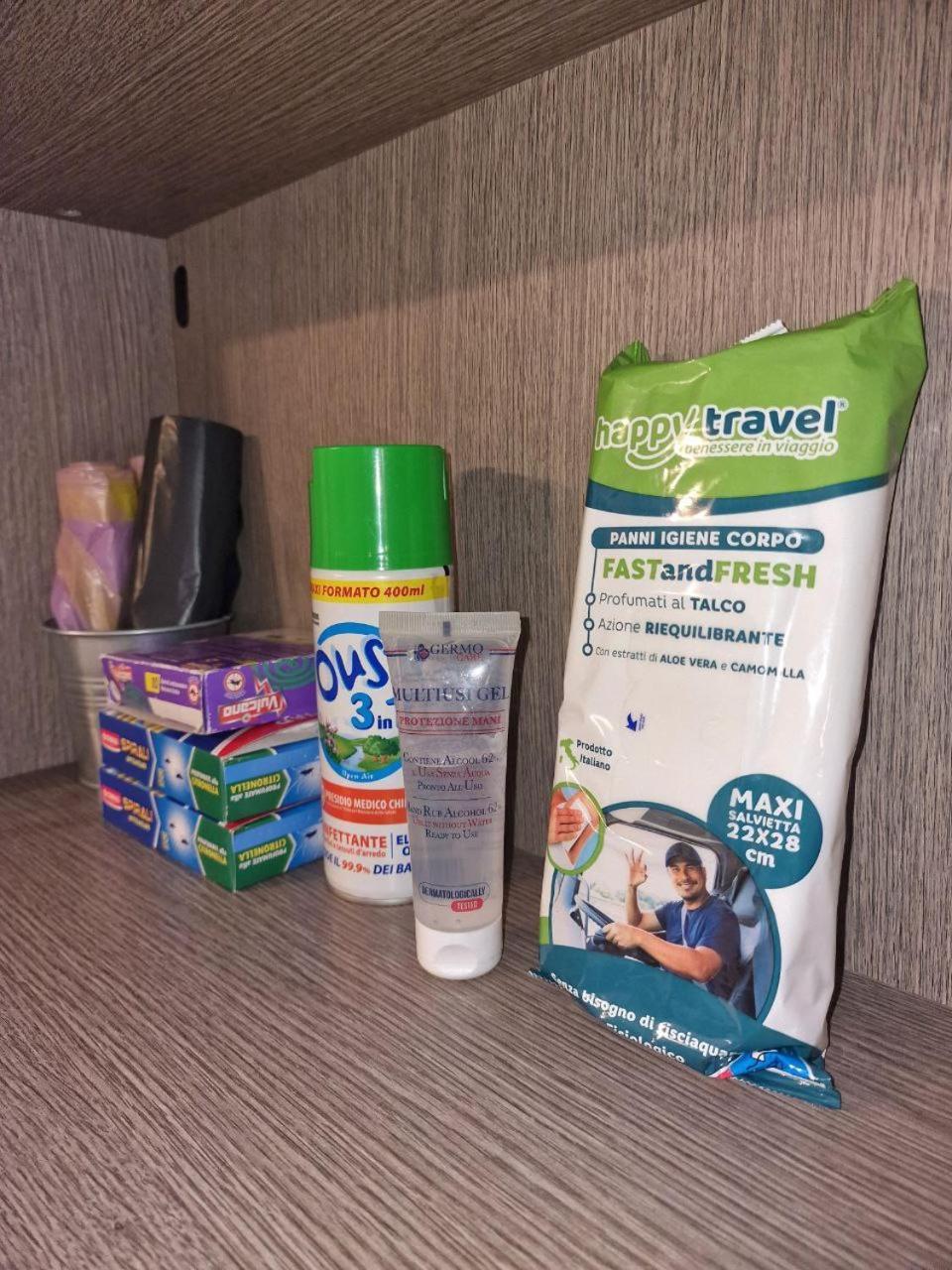 Domus Livio, 7 Min Fco Airport, Free Wifi, Garden Apartment, 2 Tv Hd Fiumicino Dış mekan fotoğraf
