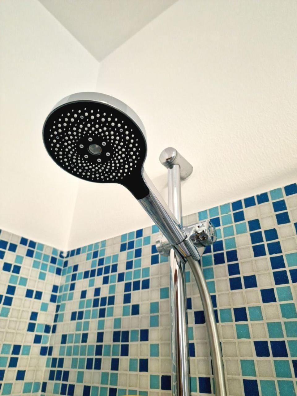 Domus Livio, 7 Min Fco Airport, Free Wifi, Garden Apartment, 2 Tv Hd Fiumicino Dış mekan fotoğraf